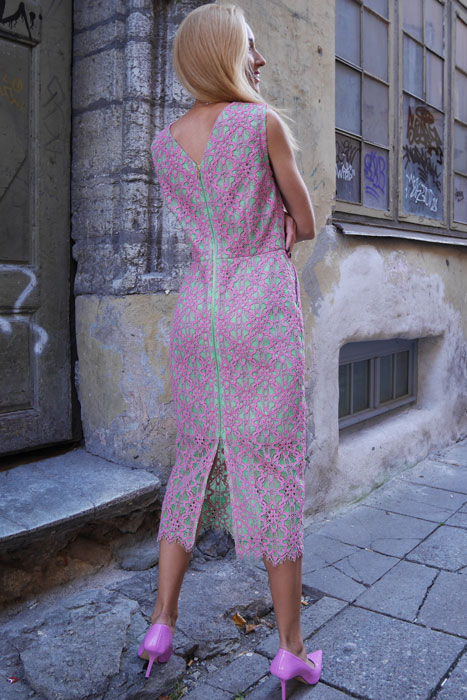 -40% Roosa pitskleit tagant lukuga (S)